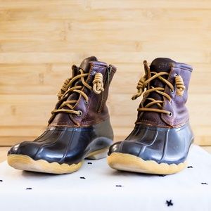 Sperry Saltwater Tan/Dark Brown Duck Boots - 6
